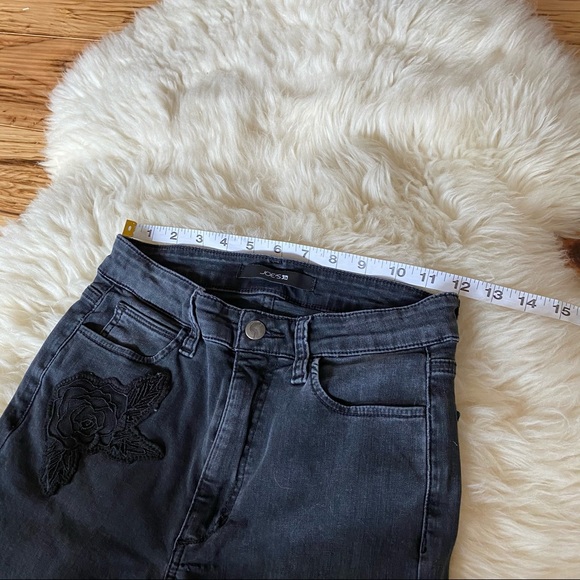 Joe’s Jeans The Charlie Skinny Ankle Grey Embroidered flowers Size 26 - Picture 6 of 12